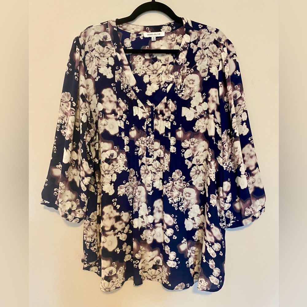 Rose + Olive Floral Top Pleated Blouse Size 2X